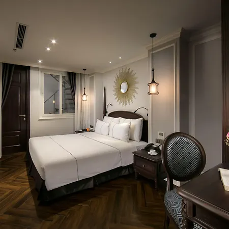 Canary Hotel-2